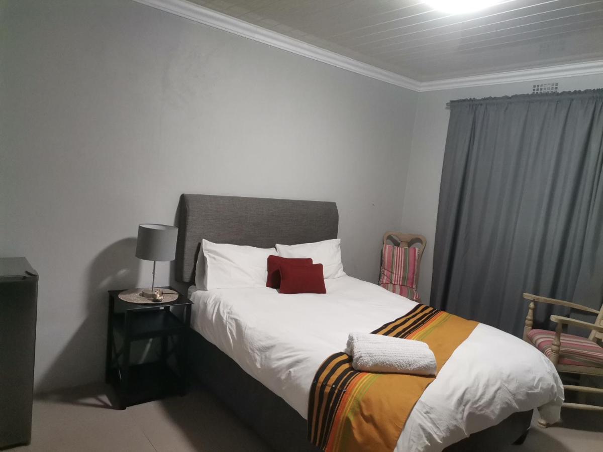 Maseyi On 8 Bnb Cape Town Exterior photo